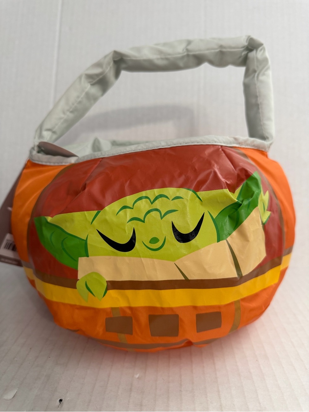 Disney Star Wats Grogu Reversible Baby Yoda Orange and Green Trick-or-Treat Bag